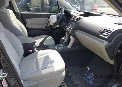 2016 Subaru Forester 2.5I z USA, uszkodzony, nr VIN JF2SJABC5GH541514